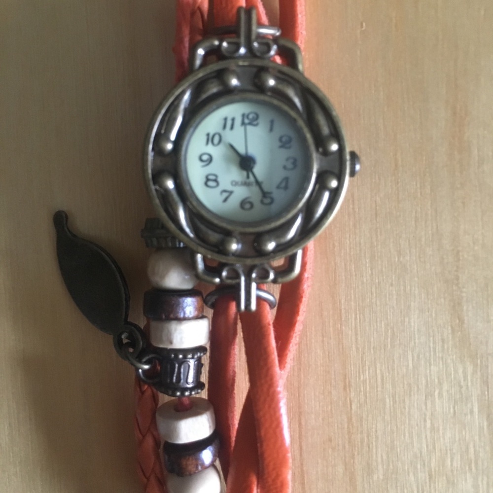 Women’s Fashion Watch, faux leather, Brand New